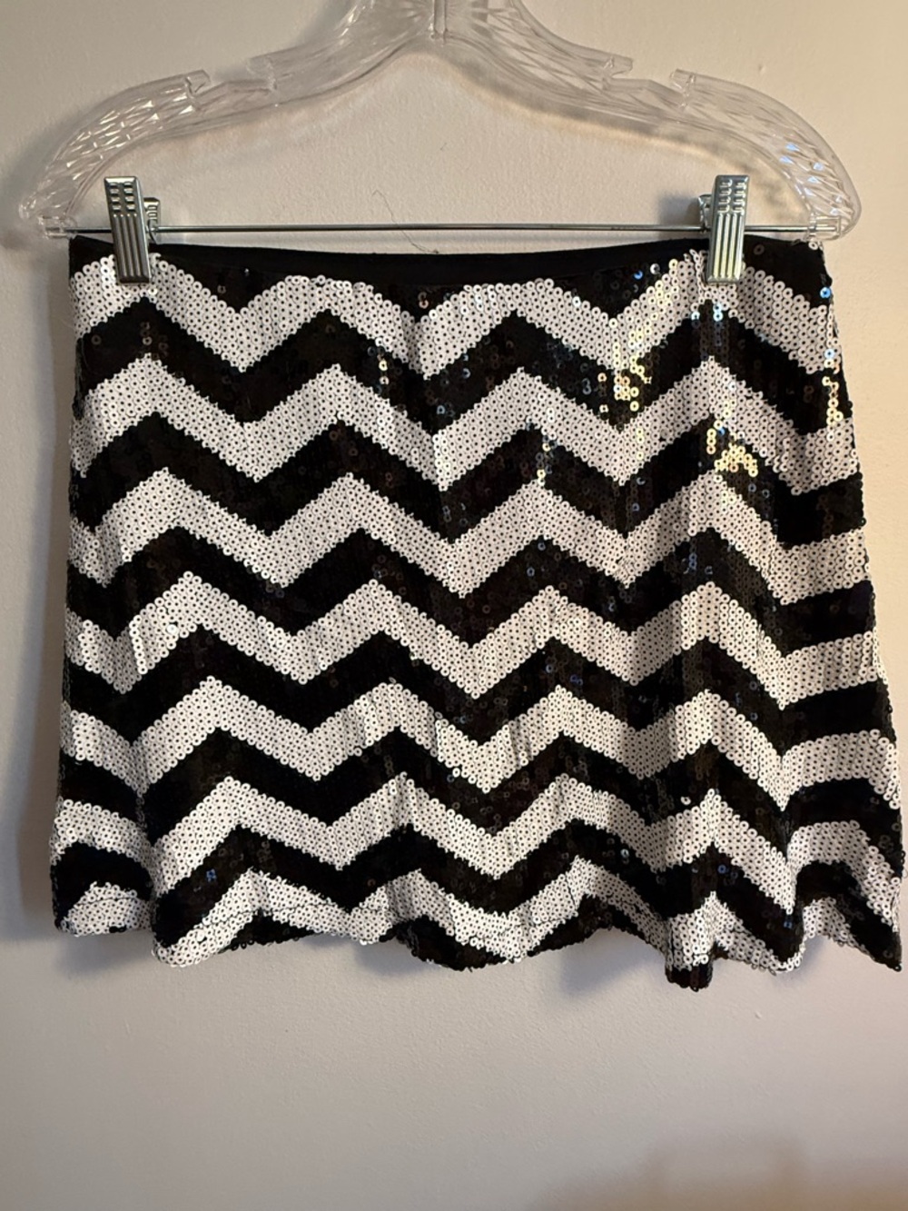 Forever 21 Black & White Chevron Sequin Mini Skirt
